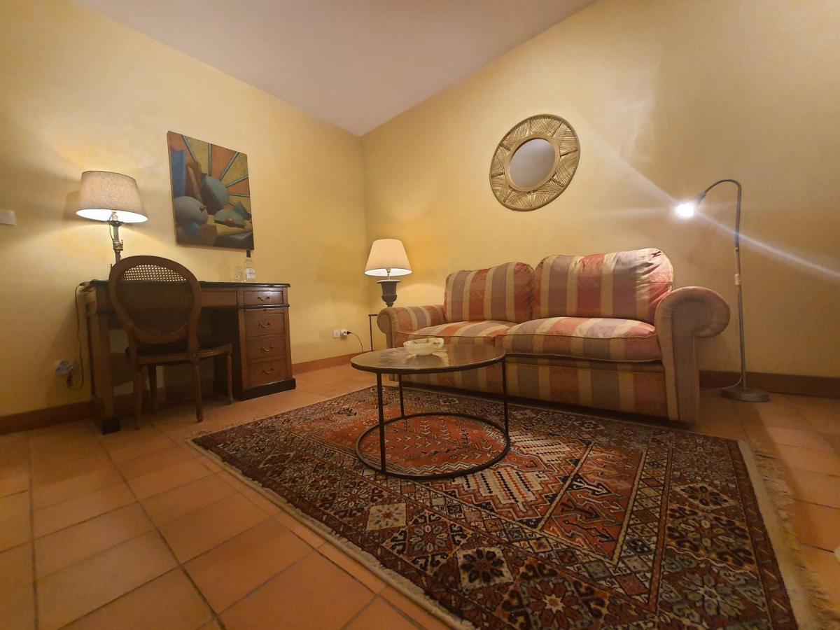 Les Mazeraies Maison D'Hotes Avec Spa Savonnières Exterior foto
